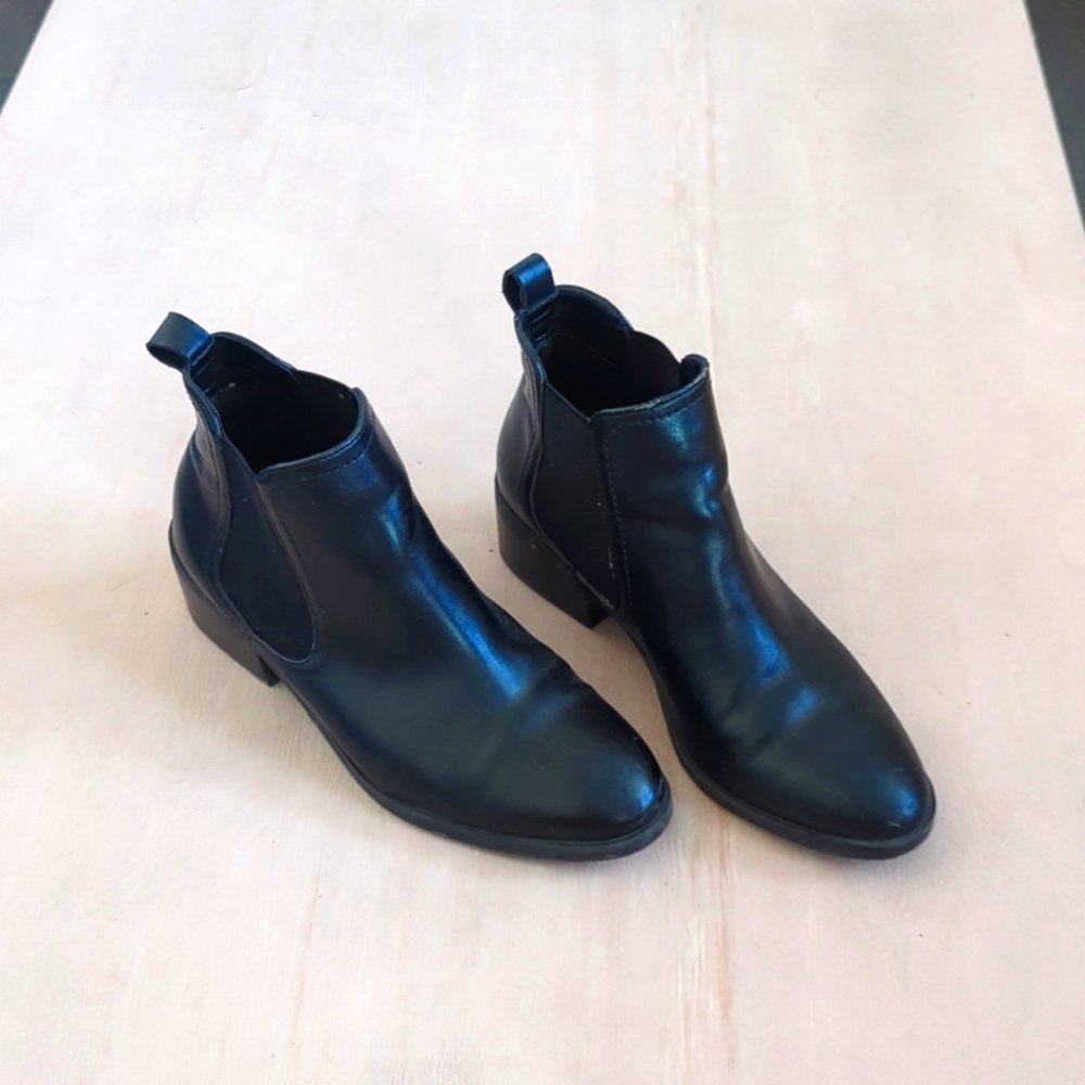 Chelsea Boots